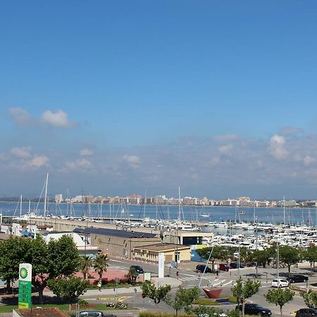 Roc Mar 3 3B - Apartamento Cerca Del Centro Y De La Playa - Terraza Con Vistas Al Mar Y Al Puerto روساس المظهر الخارجي الصورة